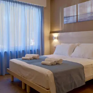 Pianomare Riviera Apartments&room , Imperia Italia